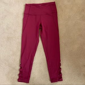 Victoria’s Secret Knockout capri burgundy red leggings